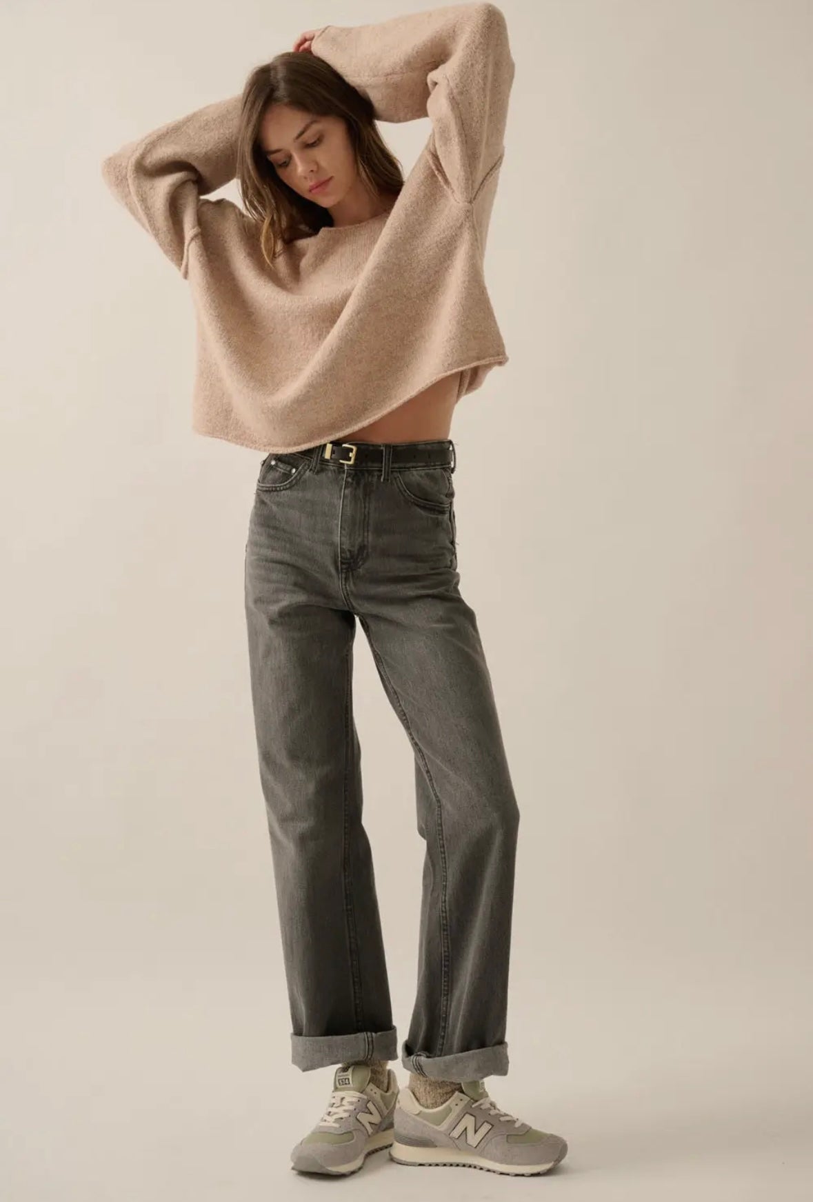 Solid textured knit exposed seamless loose-fit sweater