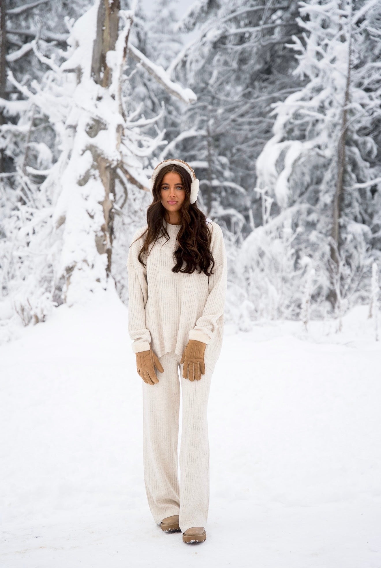 The Everyday Ease Set – High-Rise Relaxed Knit